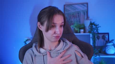 Snapshot of filipinaadams chatting on 01.11.25 cap and Lana  online show from 01.11.25