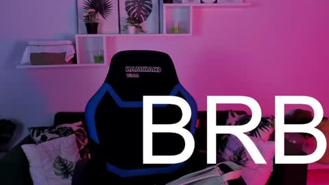 Snapshot of filipinaadams chatting on 01.13.25 cap and Lana  online show from 01.13.25