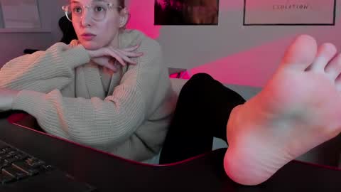 Snapshot of filipinaadams chatting on 02.21.25 cap and Lana  online show from 02.21.25