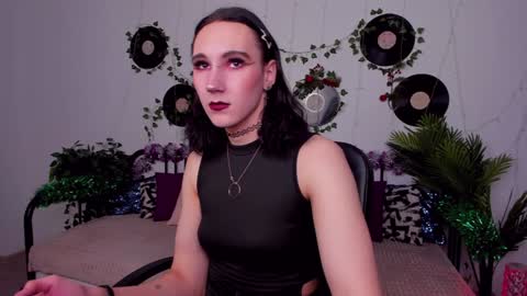 Honey Ill be waiting for you Tue Wed Thu Fri Sat Sun 10am-5pm online show from 12.31.24