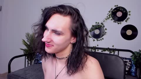 Honey Ill be waiting for you Tue Wed Thu Fri Sat Sun 10am-5pm online show from 01.22.25