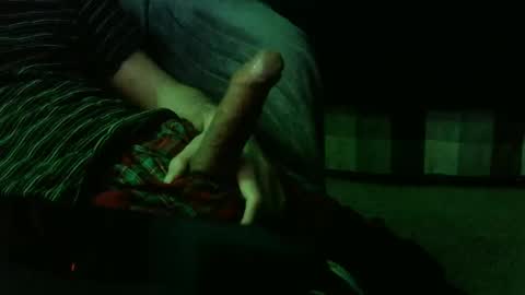 Snapshot of filthylol chatting on 01.05.25 SultanKhan online show from 01.05.25