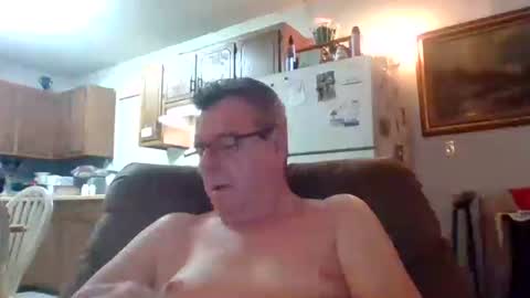 Snapshot of finderfiner chatting on 07.28.26 finderfiner online show from 07.28.26