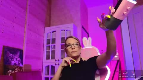 Lady online show from 05.13.26