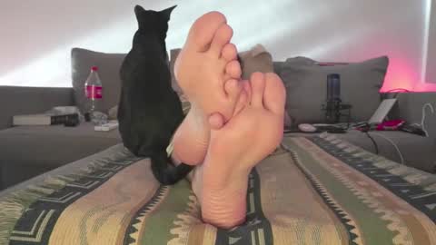 Snapshot of findomfeet_ chatting on 03.10.25 Ashley online show from 03.10.25