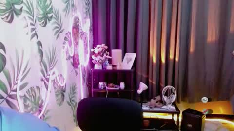 finestgodes_aki online show from 03.10.26