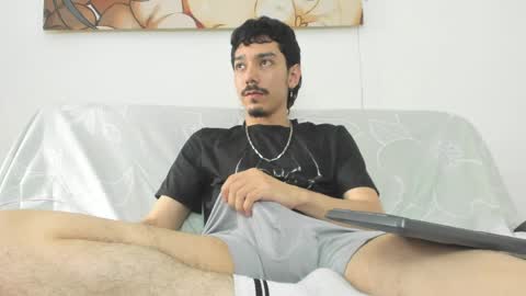 finn_jackson online show from 04.07.26