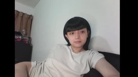 Snapshot of finnky1 chatting on 10.31.25 finnky1 online show from 10.31.25