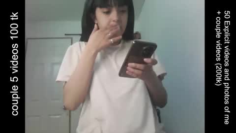 Snapshot of finnky1 chatting on 11.29.25 finnky1 online show from 11.29.25