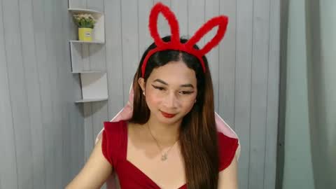fionaraya online show from 02.26.25