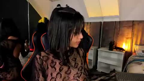 Snapshot of fiorelaa_ chatting on 06.16.26 Fiorela online show from 06.16.26