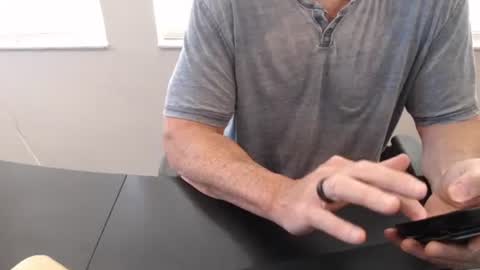 Snapshot of fire50800 chatting on 04.24.26 USAUSA online show from 04.24.26