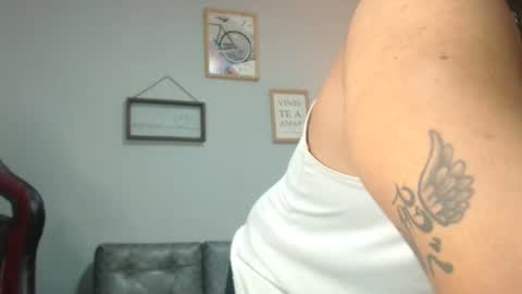 Snapshot of fire_boy69 chatting on 10.27.25 fire_boy69 online show from 10.27.25