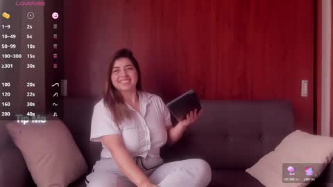 Snapshot of fireand_passion chatting on 02.08.25 fireand_passion online show from 02.08.25