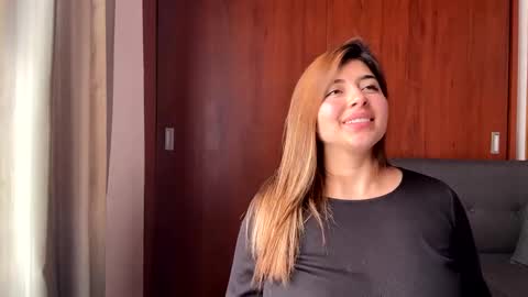 Snapshot of fireand_passion chatting on 02.15.25 fireand_passion online show from 02.15.25