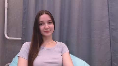 fireflies_fly_ online show from 01.26.25