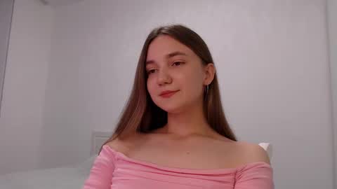 fireflies_fly_ online show from 09.28.25