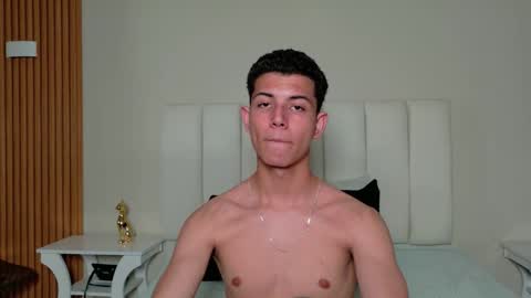 Nicolas online show from 03.11.26