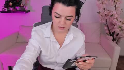 Snapshot of fisher_sofia chatting on 01.12.26 SOFIA online show from 01.12.26