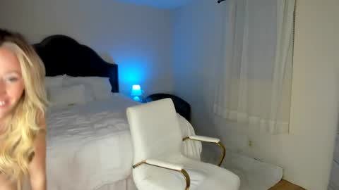 Jamie or Frisky  online show from 12.08.24