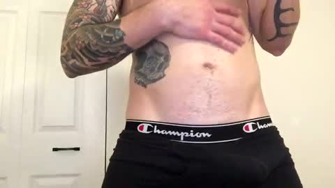 Snapshot of fitntatted91 chatting on 01.07.25 Horny Boy online show from 01.07.25