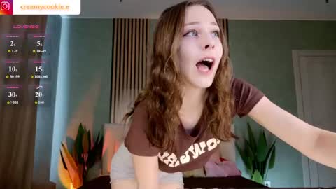 im Linda please give me thumbs up online show from 07.07.26
