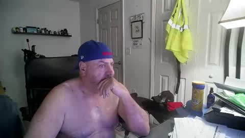 Snapshot of flaguy3233 chatting on 11.17.25 Florida guy online show from 11.17.25