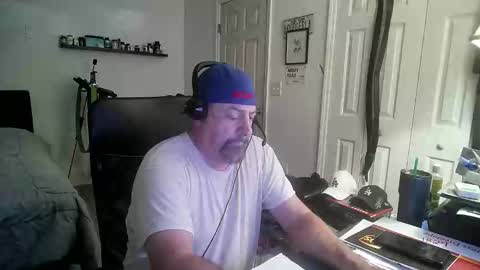 Snapshot of flaguy3233 chatting on 12.16.25 Florida guy online show from 12.16.25