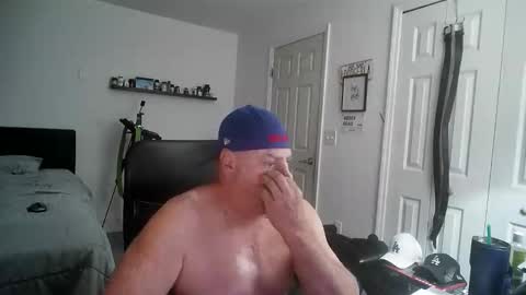 Snapshot of flaguy3233 chatting on 12.17.25 Florida guy online show from 12.17.25