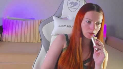 Snapshot of flamystar chatting on 06.24.26 Yana online show from 06.24.26