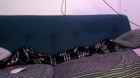 Flannel Dong online show from 03.10.26