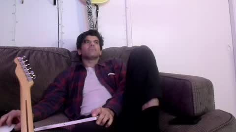 Flannel Dong online show from 05.05.26
