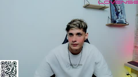 Snapshot of flaquito___ chatting on 05.15.26 Flaquito online show from 05.15.26