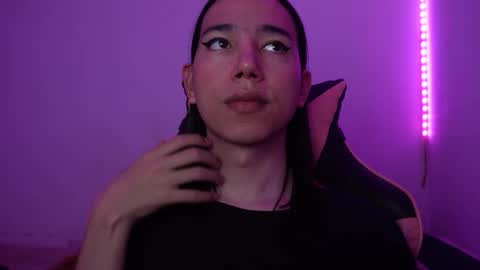 Snapshot of flaream_angel chatting on 10.24.25 Alexa online show from 10.24.25