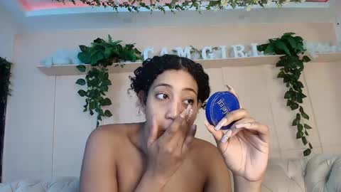 Snapshot of flavia_cruz chatting on 05.26.26 Flavia online show from 05.26.26