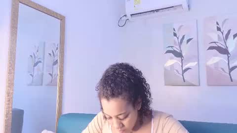 Snapshot of flavia_cruz chatting on 06.16.26 Flavia online show from 06.16.26