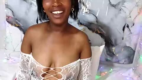 Snapshot of flawagal chatting on 04.11.26 flawagal online show from 04.11.26