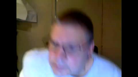 Snapshot of fletch32 chatting on 03.15.26 jd online show from 03.15.26