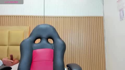 Snapshot of fleurgreco chatting on 02.11.26 FLEUR online show from 02.11.26