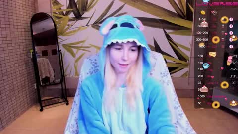 Snapshot of fleximona chatting on 01.10.26 FlexiMona online show from 01.10.26