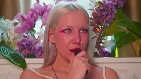 Snapshot of flexylover_ chatting on 12.23.25 Im nude naked fuck lovense online show from 12.23.25