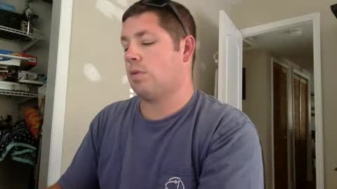 Snapshot of flguy_mike chatting on 12.12.24 FL guy online show from 12.12.24