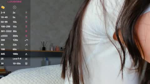Emely  online show from 04.28.26