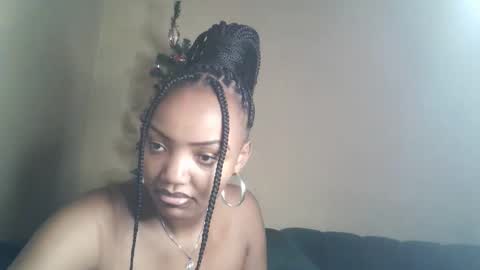 Snapshot of flirtymimie chatting on 12.23.25 flirtymimie online show from 12.23.25