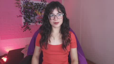 Snapshot of flora_blue chatting on 09.21.25 flora_blue online show from 09.21.25