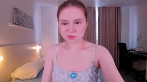 Snapshot of flora_fiore chatting on 06.28.26 Hayley I WILL COME BACK ON MAY 27TH 6pm UTC online show from 06.28.26