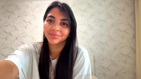 Snapshot of florastramel chatting on 11.07.25 Leila online show from 11.07.25