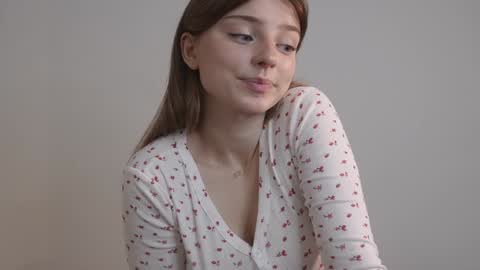 Snapshot of floret_joy chatting on 09.18.25 ALICE online show from 09.18.25