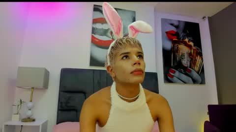 Florian Sven online show from 10.24.25