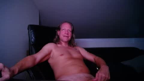 Snapshot of floridacat017 chatting on 10.07.25 Double-D online show from 10.07.25